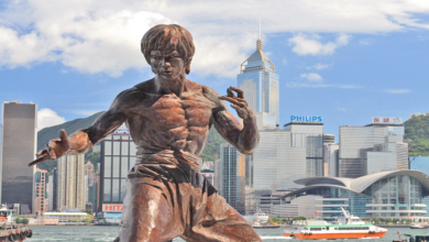 Bruce Lee statue in Hong Kong